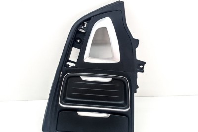 Ornament consola centrală BMW 4 Coupe F32, F82 2015 OEM: 9232068,9218926,9258319,9234132 11414961 foto