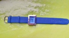 1910A-Ceas vintage Gucci dreptunghiular quartz functional cu safir. Otel- crom.