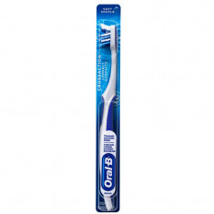 Periuta de Dinti, Oral-B, Crossaction Compact, Multi-Protectie in Locuri Greu Accesibile, Soft, Alba