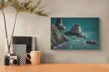 Tablou Canvas, "St&acirc;nci vechi &icirc;n largul mării", St&acirc;nci, Mare, Albastru, Valuri, Natură, Spectacol, Culoare, Lumină, 39 x 26 cm, CMCLASS