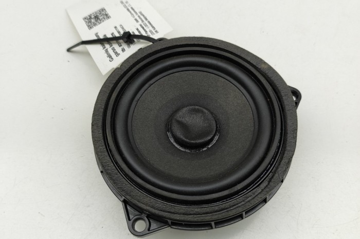 Difuzor ușă st&acirc;nga spate BMW 4 Convertible G23, G83 2022 OEM: 2622469 | 31641076