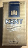 KENT DE LUXE 100 ,,GOLD"/PACHET CU TIGARI DE COLECTIE SIGILAT, ANII'80/LUNG NECARTONAT(MADE IN U.S.A)/KENT AURIU FARA COD DE BARE