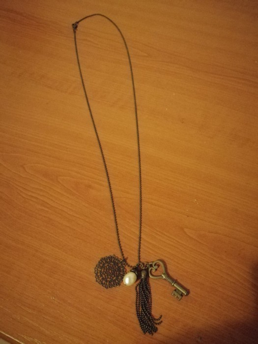 Lantisor dama vintage alama cu 4 medalioane alama
