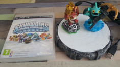 Joc ps3 SKYLANDERS SPYRO S ADVENTURE complet + portal + 2 figurine skylanders foto