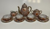 Set din portelan fin japonez KUTANI pentru servit ceai sau cafea