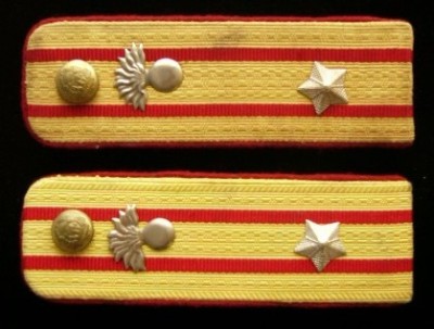 C1 3 - Grade militare - veston - comunism - maior infanterie foto