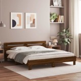 Cumpara ieftin Cadru de pat cu tablie stejar maro 200x200 cm lemn prelucrat