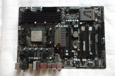 Placa de baza ASRock 990FX Extreme3 socket AM3+ foto