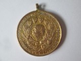 Rara! Italia medalia:Scoala Populara Recunoscatoare bunului rege Umberto I 1901 in stare foarte buna,diametrul:30 mm