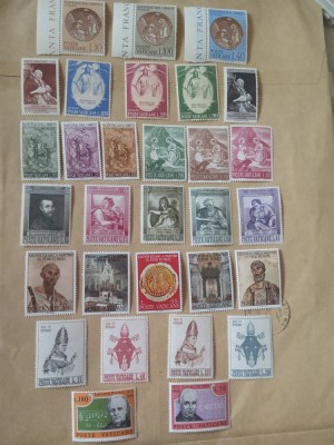 VATICAN - 9 SERII COMPLETE MNH foto