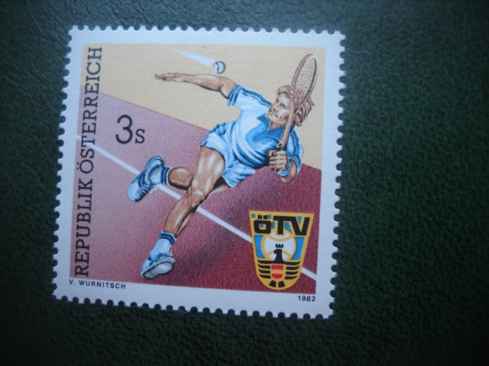 HOPCT TIMBRE MNH 596 TENIS DE CAMP 1982 -1 VAL AUSTRIA