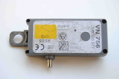 Amplificator de antena VW TOUAREG 7LA, 7L6, 7L7 2005 OEM: 7L6035577 foto
