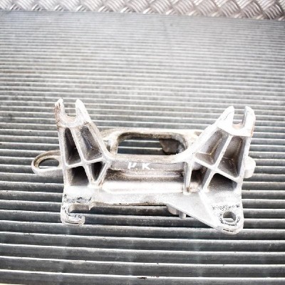 Suport cutie de viteze NISSAN QASHQAI II J11, J11_ 2016 OEM: 112221641R | 3353746 foto
