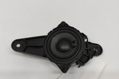 Difuzor ușă st&amp;acirc;nga spate AUDI A4 Avant 8W2, B9 2023 OEM: 8W9035454 | 31650116 foto