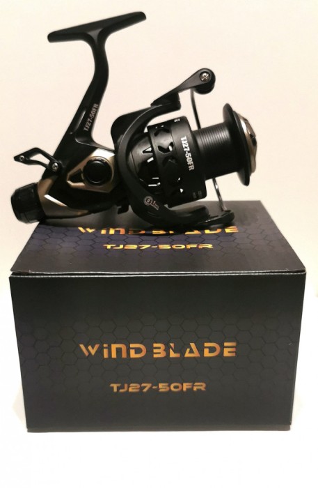 Mulineta Crap WindBlade TJ27-50 FR cu BAITRUNNER 0,30mm/340m
