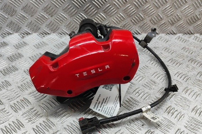 Etrier de fr&acirc;nă dreapta spate TESLA MODEL Y 2023 OEM: 1188644-00-C 23482399