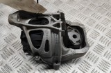 AUDI Q7 4M 2018 OEM: 4M0199372FF SKU: 30055058