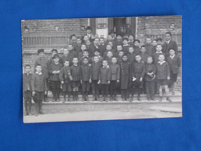 FOTOGRAFIE TIP CARTE POSTALA : AMINTIRI CL. I-A , LICEUL MIHAIU VITEAZUL , 1930