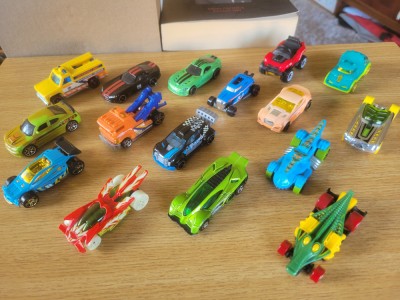 Set machete auto Hot Weels, 16 buc. foto
