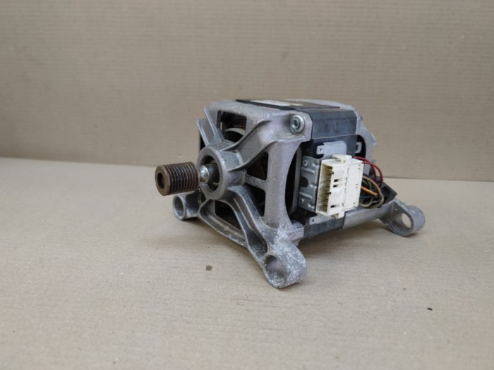 motor MCA 52/64-148,7 pini masina de spalat Indesit,hotpoint ariston / R12