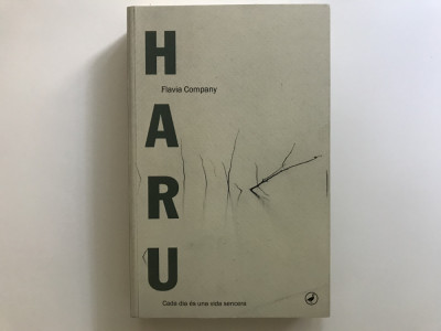 Haru, de Flavia Company - carte in limba catalana foto