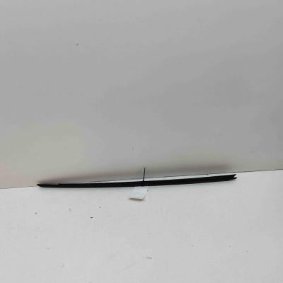 Ornament vertical parbriz dreapta VW ID.4 E21 2023 OEM: 11A854328 foto