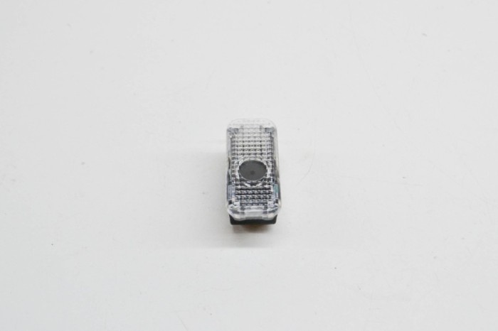 Lampa de ușa SKODA KAROQ NU7 2021 OEM: 57A052133,10R-057651 | 15337755
