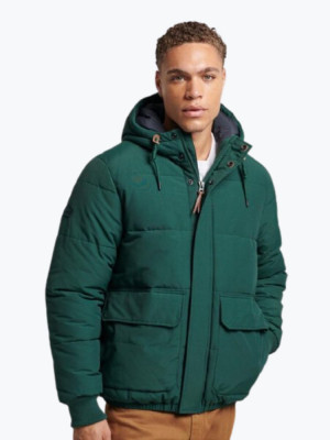 Geaca de iarna barbati cu gluga si logo M5011423A-27E-GREEN verde inchis 2XL, Verde inchis, 2XL INTL, 2XL+ (Z200: SIZE (3XSL --&amp;gt;5XL)) foto