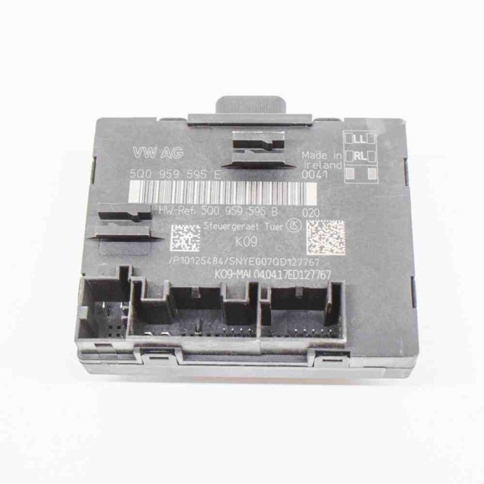Modul de control ușă dreapta spate VW TIGUAN AD1 2017 OEM: 5Q0959595B,5Q0959595E 11480589