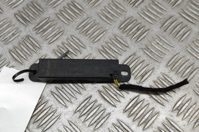 Antena Keyless Entry MERCEDES-BENZ S W222, V222, X222 2015 OEM: A1668200075 30472536 foto