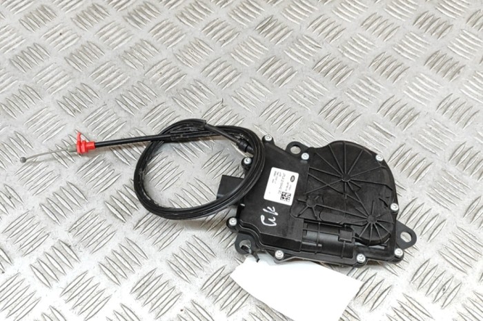 Unitate soft close ușă st&acirc;nga spate LAND ROVER RANGE ROVER SPORT II L494 2018 OEM: JPLA-218A42-BC | 29999392