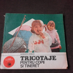 Tricotaje pentru copii si tineret , Georgiana Stoean , 1985