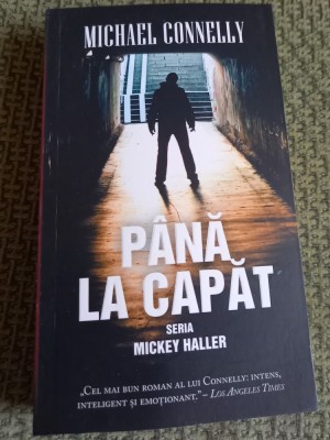PANA LA CAPAT MICHAEL CONNELLY foto