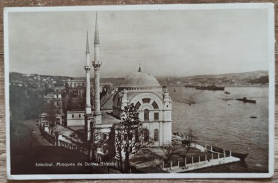 Istanbul, Moscheea Dolma-Bagtche// CP foto