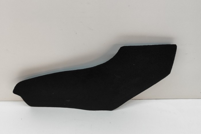 Ornament consola centrală TESLA MODEL Y 2022 OEM: 1559872-00-A 21698894
