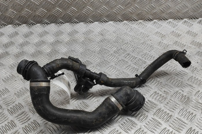 Furtun de lichid de răcire MERCEDES-BENZ E W213 2015 OEM: A2135014100,A2138309000 29266494