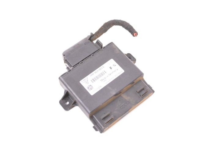 Unitate de control tensiune VW TOUAREG 7P5 2011 OEM: 7PP959663E | 11737346