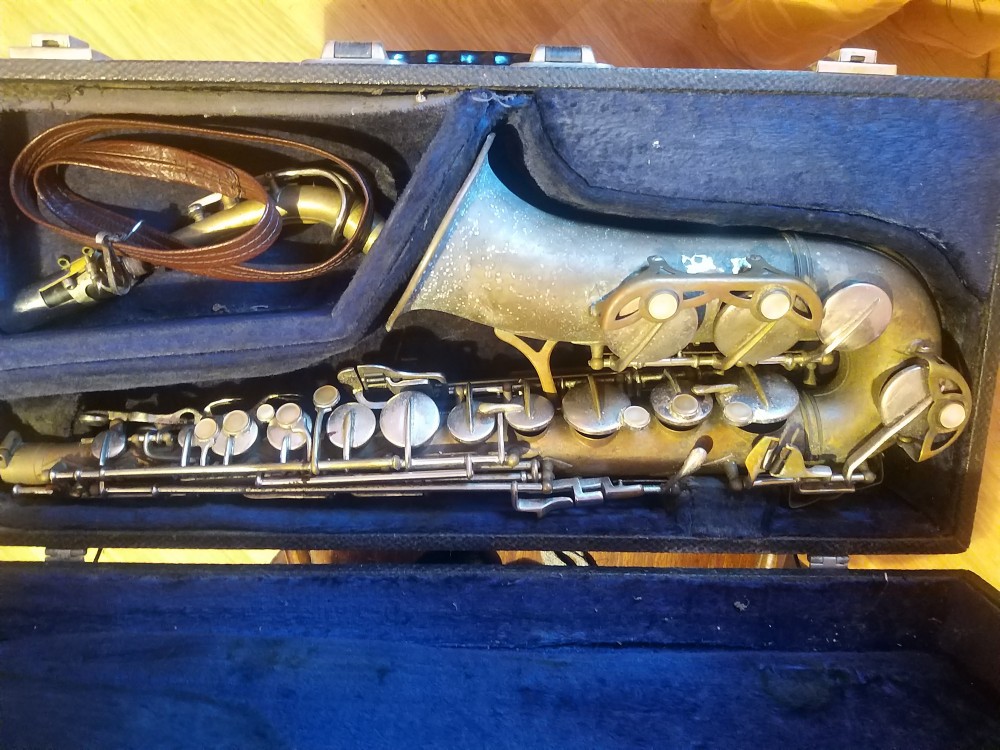 Saxofon guban | arhiva Okazii.ro