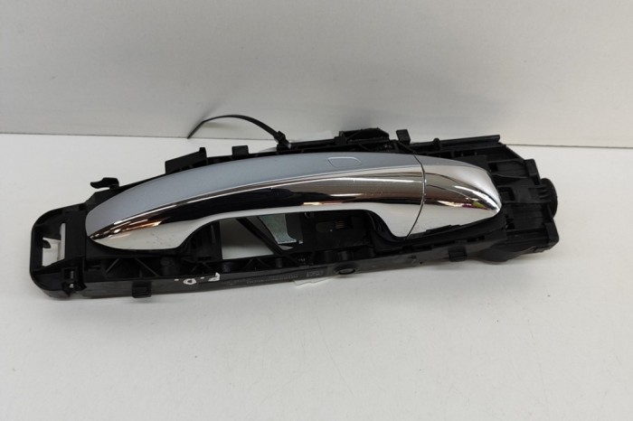 M&acirc;ner exterior ușă dreapta față MERCEDES-BENZ GLC X253, C253 2017 OEM: A0997604801,A0997661800,A0997604600 24482915