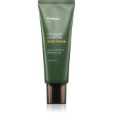KUNDAL Sea Salt &amp; Green Tea Scalp Scaler peeling de curățare profundă pentru stimularea creșterii părului 200 g