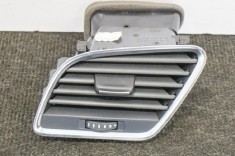 Gura de ventilație planșa de bord AUDI Q3 8U 2014 OEM: 8U2820901B,8U2820901C 10874918