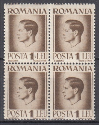 ROMANIA 1945/1947 LP 187 REGELE MIHAI I - UZUALE HARTIE ALBA EROARE PUNCT INTRE 1 SI LEI STANGA SUS BLOC DE 4 TIMBRE MNH PLIU STANGA SUS foto