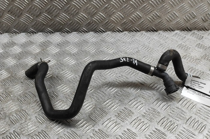 Furtun de lichid de răcire VOLVO XC90 II 2019 OEM: 32222643 28141847