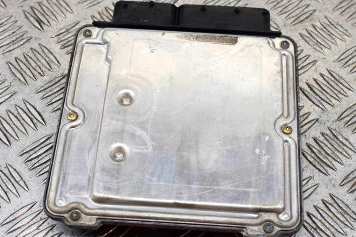 Unitate de control motor AUDI A8 D3 4E2, 4E8 2003 OEM: 1039S02309,0281011099,4E0910409,4E0907409A 13937336