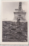 Bnk foto Crucea Eroilor de pe Muntele Caraiman, Alb-Negru, Romania de la 1950, Cladiri