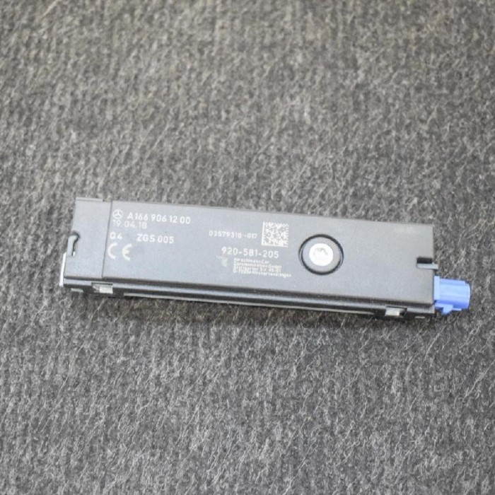 Amplificator de antena MERCEDES-BENZ GLC C253 2018 OEM: A1669061200,920-581-205 10807570