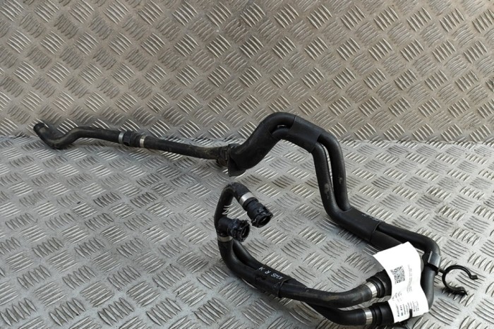 Furtun de lichid de răcire MERCEDES-BENZ GLC C253 2021 OEM: A2385019900,A2385019800 31360037