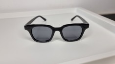 Ochelari de soare Vintage Square - Ochelari negri