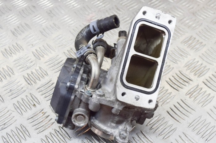 Corp clapetă VW GOLF VII Variant BA5, BV5 2013 OEM: 04L128063P,04L128059K,04L128537B | 11773296