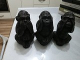 3 statuete Omerta rasina neagra
